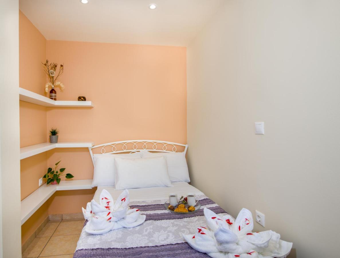 Georgia Apartment III Chrissi Akti Chania Exterior foto